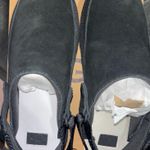 UGG  Slippers Photo 0