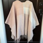 SOIA & KYO Like new  Fringed Shawl Photo 9