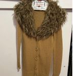 Forever 21 Stylish Tan Sweater with Faux Fur Collar size small from Photo 0