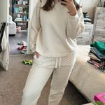 Madewell Quilted Lounge Jogger & Hoodie Set Photo 0