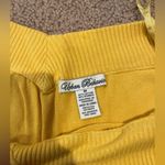 URBAN BEHAVIOR Yellow deep V Photo 2