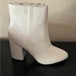 Madden Girl White Chunk Heel Round Toe Pointed Boots Size 7.5 Photo 6