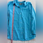 Chico's  Top size 1/Medium Button-Up Dress shirt‎ Ice Blue Silky buisness casual Photo 5