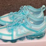 Nike Vapormax Shoes Photo 0