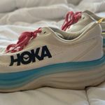 HOKAS BONDI  Photo 0