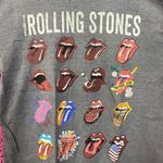 The Rolling Stones  Hot Lips No Filter Evolution Gray T-Shirt (M/L) large Photo 1