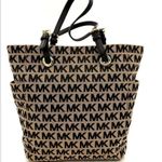 Michael Kors Jet Set Large Tote Bag Tan/Black Monogram Jacquard Leather Photo 3