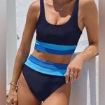 Free People beach riot NWT Beach Riot Free People Collab Mackenzie Top In Marine Color-Block Photo 0