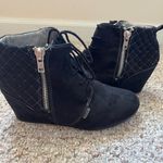 Bongo  Ankle Booties Women's Size 10 Kenzie Wedge Black Quilted Faux Suede Lace Photo 1