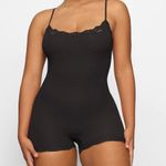 SKIMS FITS EVERYBODY LACE ONESIE ONYX XL Photo 1