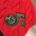 SPY BEANIE Red Photo 3