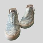 Blowfish Women's Fashion Sneakers Tie Photo 7