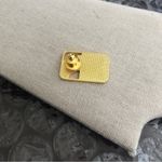 Avon Trained Beauty Pin Photo 1