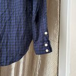 Universal Threads Universal Thread button Down shirt size M Photo 2