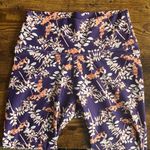 Fabletics Power Hold Purple Floral Leaf Cropped Leggings Photo 2
