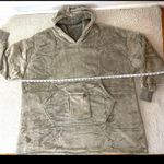 REDESS Blanket Sweatshirt Tan Size undefined Photo 2