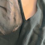 Cinq A Sept Elsa Dress in Everglade Cold Shoulder Ruffle Women’s Size 6 Green Photo 12