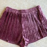 pink velvet pull on shorts Photo 2