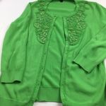 Talbots ladies sweater. SP Photo 50