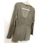 POL  Ready for Anything Green Ribbed V Neck Stretch Long Sleeve Top Soft Sz S Photo 3