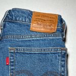 Levi's women's Premium denim Jeans WEDGIE STRAIGHT Button Fly blue size 25W 26L Photo 2