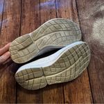 ✨ OOFOS OOmg Slip Photo 2