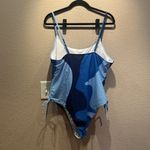 None New Women’s One Piece Swimsuit Blue Swirl Size 3X or 16 Photo 3