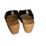 Skechers Cali Womens 8.5 Wide Fit Black Sandal With Luxe Foam Wedge comfort Photo 9