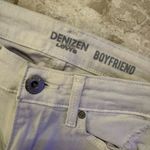Denizen from Levi's Levi Denizen size 3 Boyfriend cream colored distressed denim Photo 1