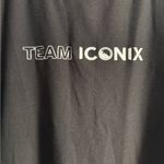 Vuori  Activewear Tank Top Womens Medium Black Sleeveless Team Iconix Workout Photo 1