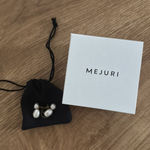 Mejuri  pearl drop earrings Photo 0