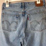 Levi's Premium Wedgie Icon Jeans Photo 2