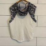 Oakley  High Tide Sleeveless Hoodie. Size XSmall. EUC Photo 3