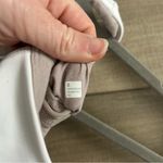 Lululemon White V Waist Cropped Tennis Tank Top B/C Cup Medium Support 8 Photo 6