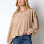 Vestique Sweatshirt Photo 0