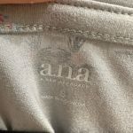 a.n.a . A New Approach Cold Shoulder Grey Floral Flowy Stretch Top EUC S or M Photo 4