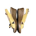 Charming Charlie Dansko Yellow Leather Women's Sandals Size 6.5 Photo 3