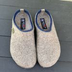 🚫SOLD🚫Haflinger Wool Slip On Shoes Size 39 Blue Photo 1