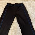Nike Relaxed Fit Comfortable Capri style Athletic Pants Size M Photo 0
