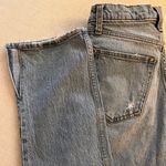 Abercrombie & Fitch  90s Straight Ultra High Rise  Photo 4