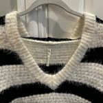 POL Hooded Chunky Eyelash Striped Pullover Sweater Size: Small Black/White Photo 3
