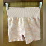 AYBL  Evolve Pink Camo Gum Shorts. Size Small. Photo 2