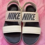 Nike Sandals 7 Photo 0