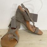 Gentle Souls  by Kenneth Cole Size 9M Wedge Sandals Comfort Shoe Irwin Photo 5