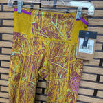 The North Face Trailwear Gold 7/8‎ Length High Rise Leggings Size Small Photo 0
