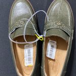 NEW BRIOSO Wo size 8 Olive Green Leather SLIP on Loafers with Embellishments Photo 4