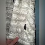 The North Face  Women's Light Gray Thermoball Puffer Jacket size M Photo 3