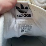 Adidas Sneakers Photo 3