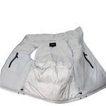 NWT $350 TUMI Women's Heat Seal Quilted Midweight Prima Loft Filled Vest Medium White Photo 6