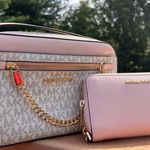 Michael Kors  Powder Blush Crossbody Bag with Matching Continental Wallet NWT Photo 0